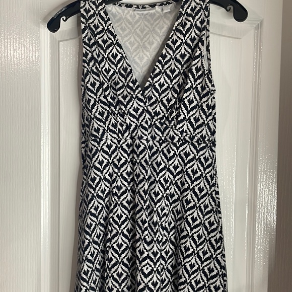 New York & Co. Dress with pockets - Picture 1 of 10